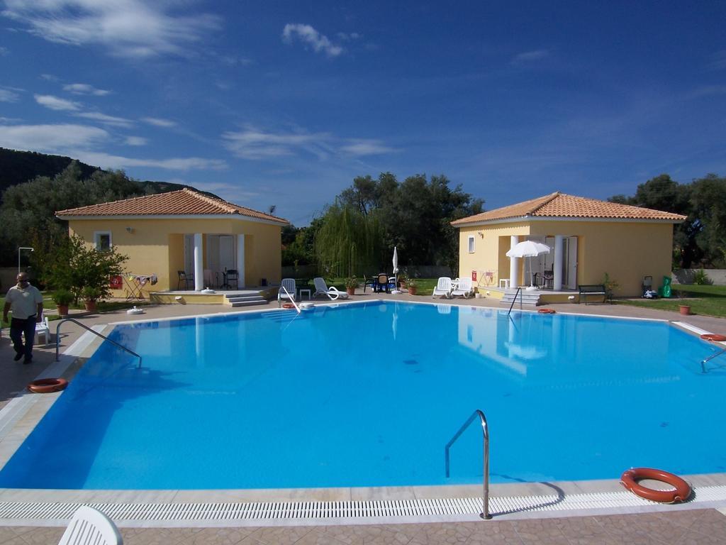 Iliaktida Studio-Villas Frinion Room photo